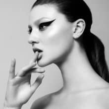 Kylie-beauty-793_BW_small